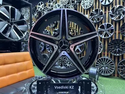 Диски Mercedes Benz R-18*5*112 в наличии Astana за 230 000 тг. в Караганда