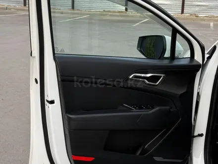 Kia Sportage 2023 года за 11 350 000 тг. в Актобе – фото 11