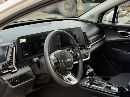 Kia Sportage 2023 года за 11 350 000 тг. в Актобе – фото 12