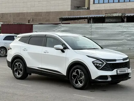 Kia Sportage 2023 года за 11 350 000 тг. в Актобе – фото 5