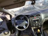 Ford Focus 2008 года за 10 000 тг. в Атырау – фото 4