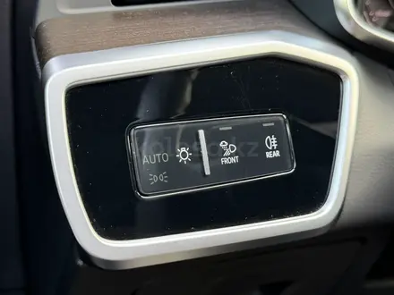 Audi A6 2023 года за 35 000 000 тг. в Алматы – фото 27