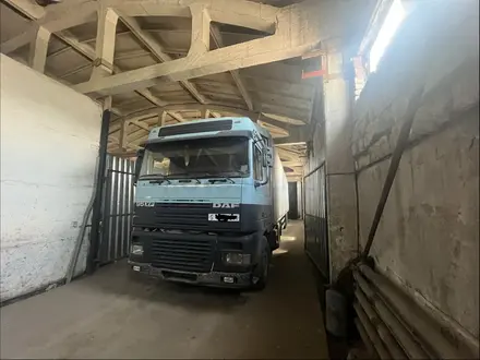 DAF  XF 95 1997 года за 13 500 000 тг. в Павлодар – фото 2