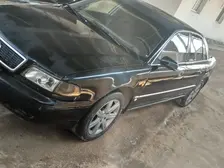 Audi A8, 1998