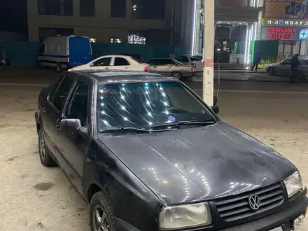 Volkswagen Vento 1993 года за 780 000 тг. в Тараз – фото 6