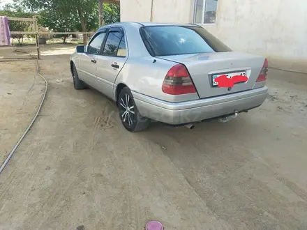 Mercedes-Benz C 180 1997 года за 1 950 000 тг. в Актау – фото 2