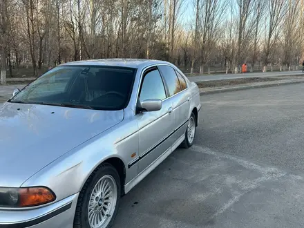 BMW 528 1997 года за 2 500 000 тг. в Астана – фото 2