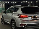 Hyundai Santa Fe 2019 года за 12 000 000 тг. в Шымкент