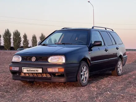 Volkswagen Golf 1994 года за 1 500 000 тг. в Актобе – фото 2