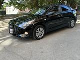 Hyundai Accent 2021 года за 6 900 000 тг. в Усть-Каменогорск – фото 2