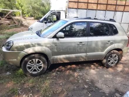 Hyundai Tucson 2007 года за 5 700 000 тг. в Уральск – фото 2