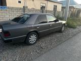 Mercedes-Benz E 230 1991 годаfor950 000 тг. в Тараз – фото 2