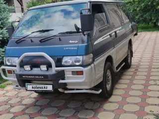 Mitsubishi Delica