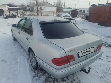 Mercedes-Benz E 230 1996 года за 2 480 000 тг. в Караганда – фото 5