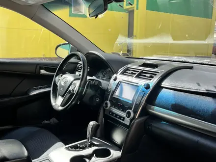 Toyota Camry 2012 года за 4 700 000 тг. в Уральск – фото 2