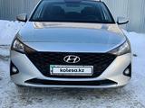 Hyundai Accent 2020 года за 7 700 000 тг. в Актобе – фото 2