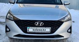 Hyundai Accent 2020 года за 7 700 000 тг. в Актобе – фото 2