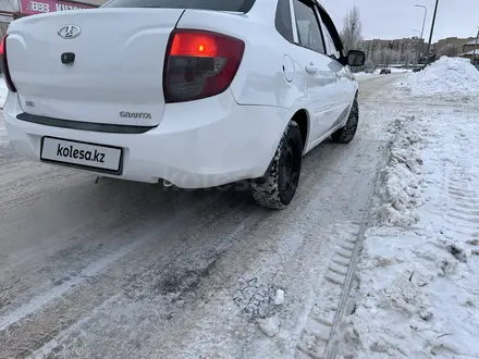 ВАЗ (Lada) Granta 2190 2013 года за 2 400 000 тг. в Астана – фото 4