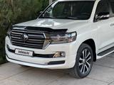 Toyota Land Cruiser 2017 года за 36 000 000 тг. в Шымкент – фото 2