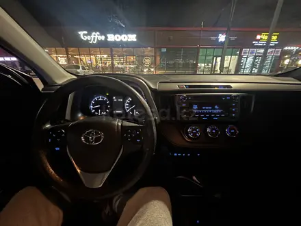 Toyota RAV4 2016 года за 10 500 000 тг. в Астана – фото 14