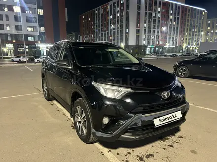 Toyota RAV4 2016 года за 10 500 000 тг. в Астана – фото 4