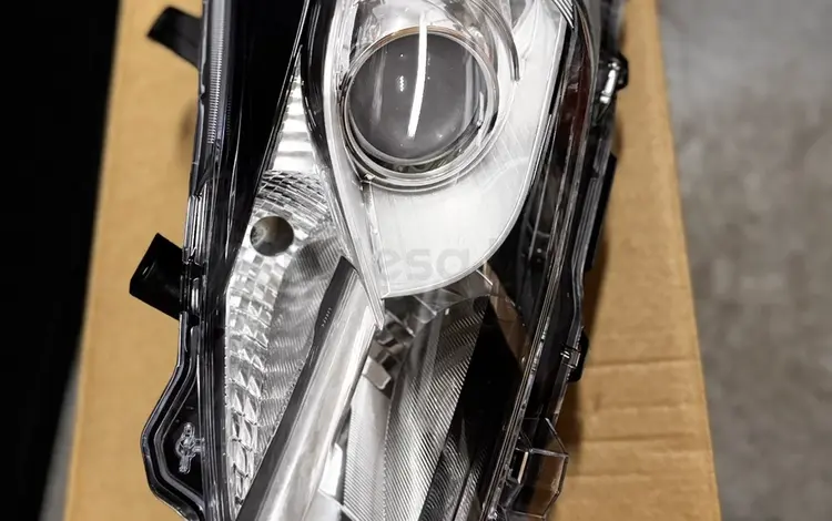 Фара правая за 165 000 тг. в Астана