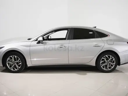 Hyundai Sonata 2021 года за 12 790 000 тг. в Алматы – фото 3