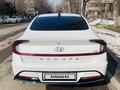 Hyundai Sonata 2022 года за 13 300 000 тг. в Алматы – фото 4