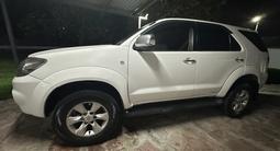 Toyota Fortuner 2007 годаүшін8 500 000 тг. в Алматы – фото 3