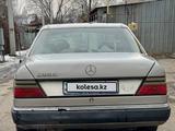 Mercedes-Benz E 200 1991 года за 720 000 тг. в Алматы – фото 4