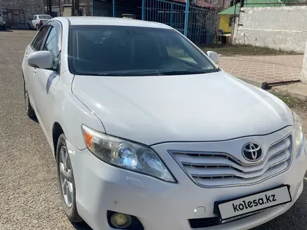 Toyota Camry 2011 года за 7 900 000 тг. в Уральск