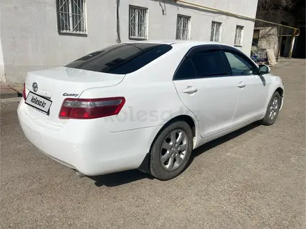 Toyota Camry 2011 года за 7 900 000 тг. в Уральск – фото 4