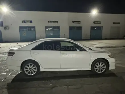 Toyota Camry 2010 года за 6 200 000 тг. в Жанаозен – фото 10