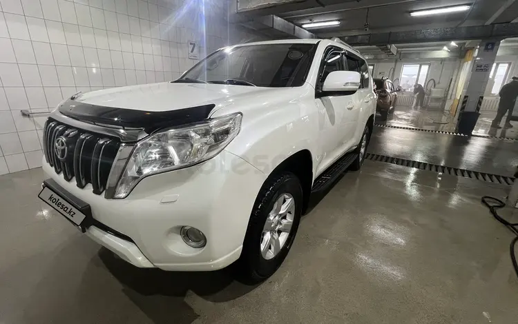 Toyota Land Cruiser Prado 2016 года за 18 500 000 тг. в Астана