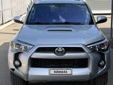 Toyota 4Runner 2017 годаүшін14 500 000 тг. в Актобе – фото 2