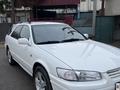 Toyota Camry 1997 года за 3 000 000 тг. в Тараз – фото 2