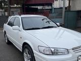 Toyota Camry 1997 годаүшін3 000 000 тг. в Тараз – фото 2