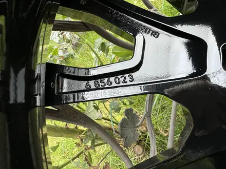 Оригинальные диски R21 на BMW X5 (G05), BMW X6 (G06), BMW X7 (G07) БМВ за 870 000 тг. в Алматы – фото 24