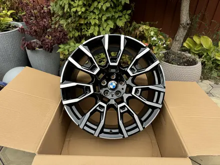 Оригинальные диски R21 на BMW X5 (G05), BMW X6 (G06), BMW X7 (G07) БМВ за 870 000 тг. в Алматы – фото 27