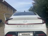 Hyundai Sonata 2021 годаүшін12 500 000 тг. в Астана – фото 2