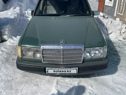 Mercedes-Benz E 200 1989 года за 1 200 000 тг. в Урджар – фото 5
