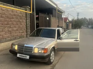 Mercedes-Benz 190