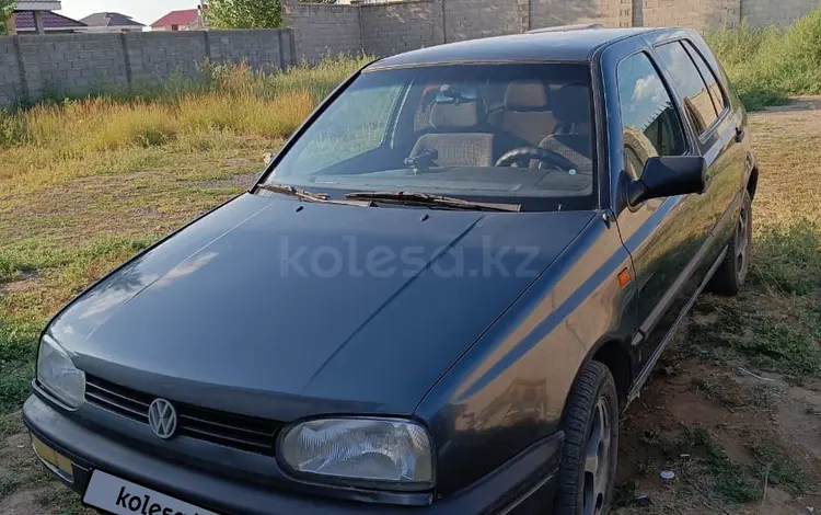 Volkswagen Golf 1995 годаfor1 300 000 тг. в Астана