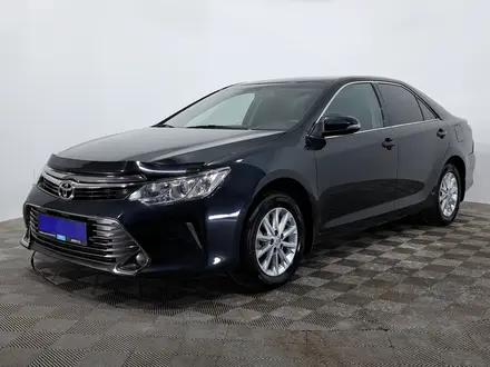 Toyota Camry 2016 года за 11 000 000 тг. в Астана – фото 2