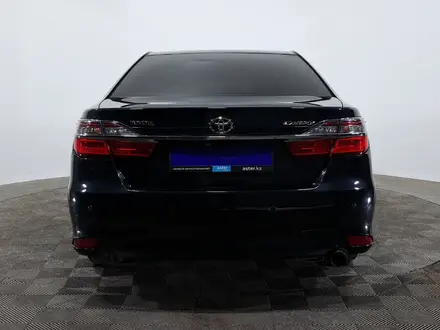 Toyota Camry 2016 года за 11 000 000 тг. в Астана – фото 7