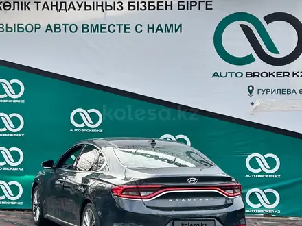 Hyundai Grandeur 2018 года за 11 200 000 тг. в Алматы – фото 7