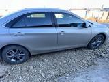 Toyota Camry 2015 годаүшін6 500 000 тг. в Атырау – фото 2