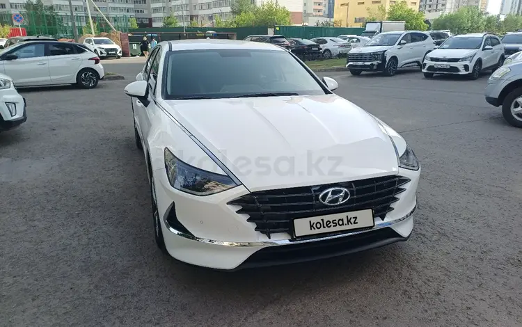 Hyundai Sonata 2023 года за 10 400 000 тг. в Астана