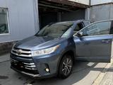 Toyota Highlander 2018 годаүшін13 500 000 тг. в Актау – фото 3