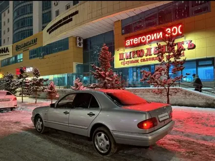 Mercedes-Benz E 230 1997 года за 3 500 000 тг. в Астана – фото 4